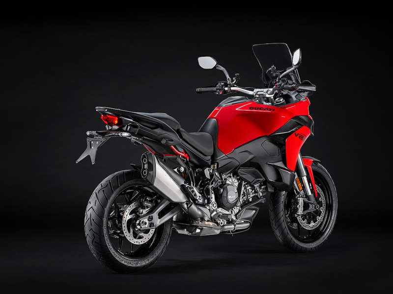 DUCATI Mulitstrada V2 S (Showroom)