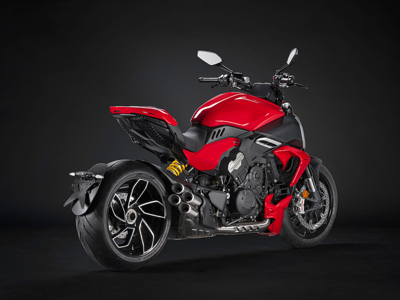 DUCATI Diavel V4 (Showroom)