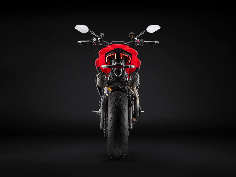 DUCATI Streetfighter V2 S (Showroom)