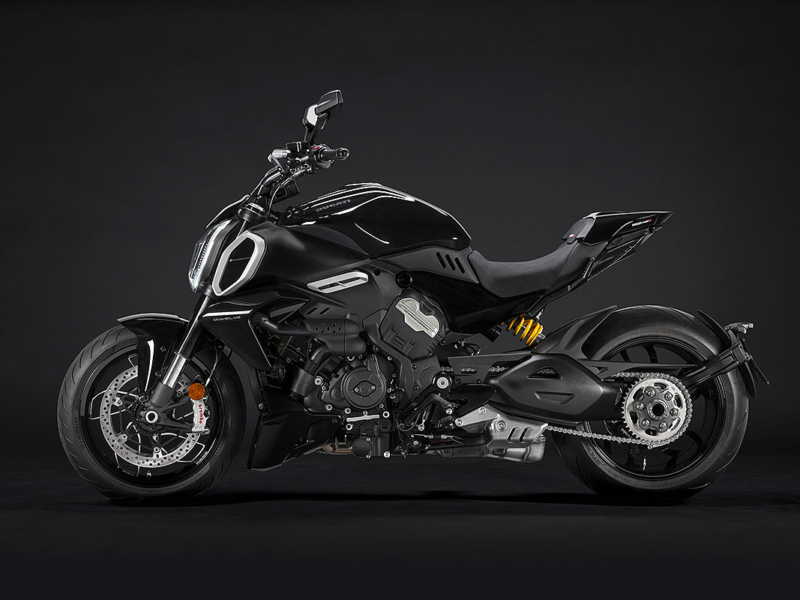 DUCATI Diavel V4 (Showroom)