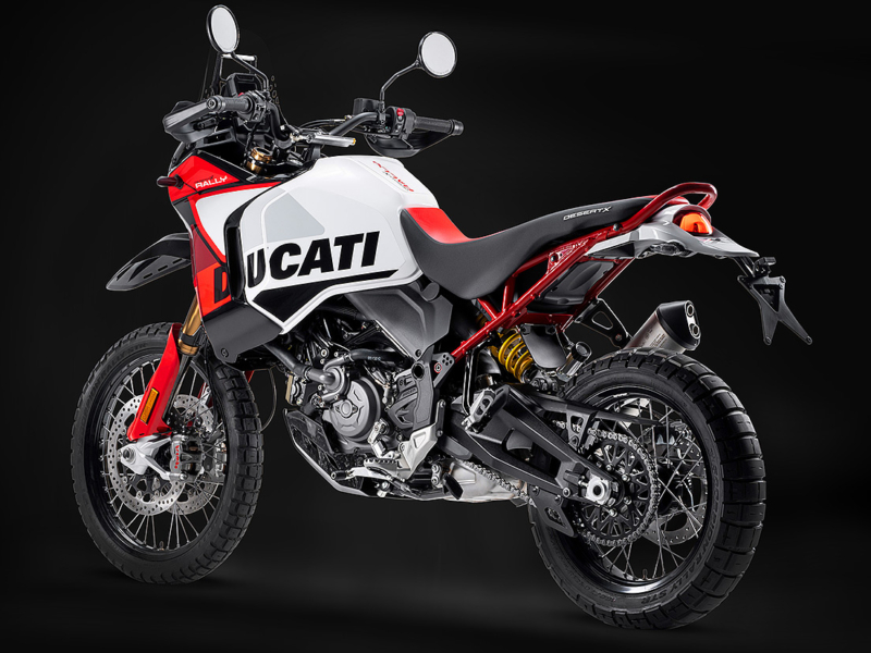 DUCATI DesertX Rally (Showroom)