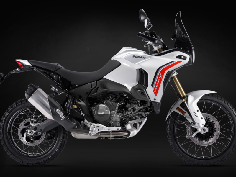 DUCATI DesertX 2G (Showroom)
