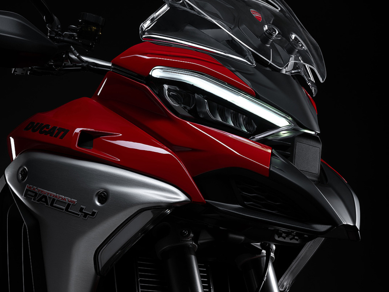 DUCATI Mulitstrada V4 Rally (Showroom)
