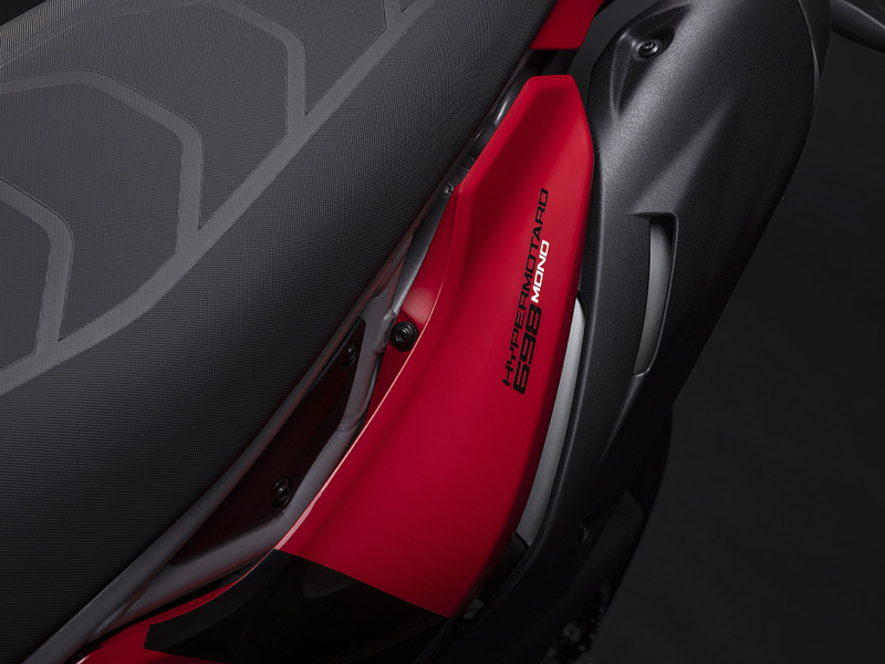 DUCATI Hypermotard 698 MONO (Showroom)