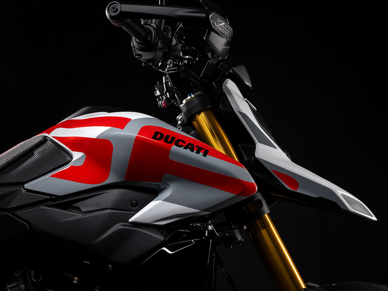 DUCATI Hypermotard V2 SP 4G (Showroom)