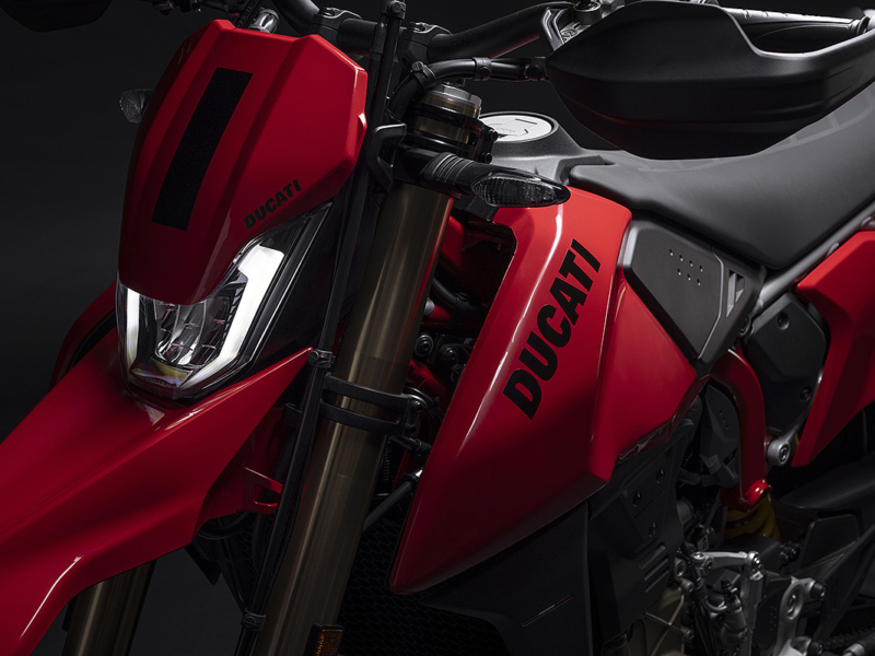 DUCATI Hypermotard 698 MONO (Showroom)