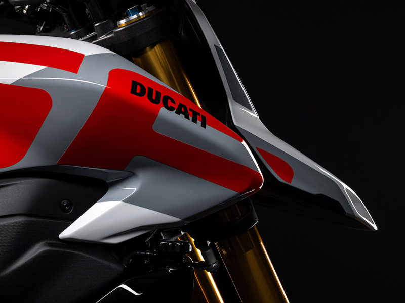 DUCATI Hypermotard V2 SP 4G (Showroom)
