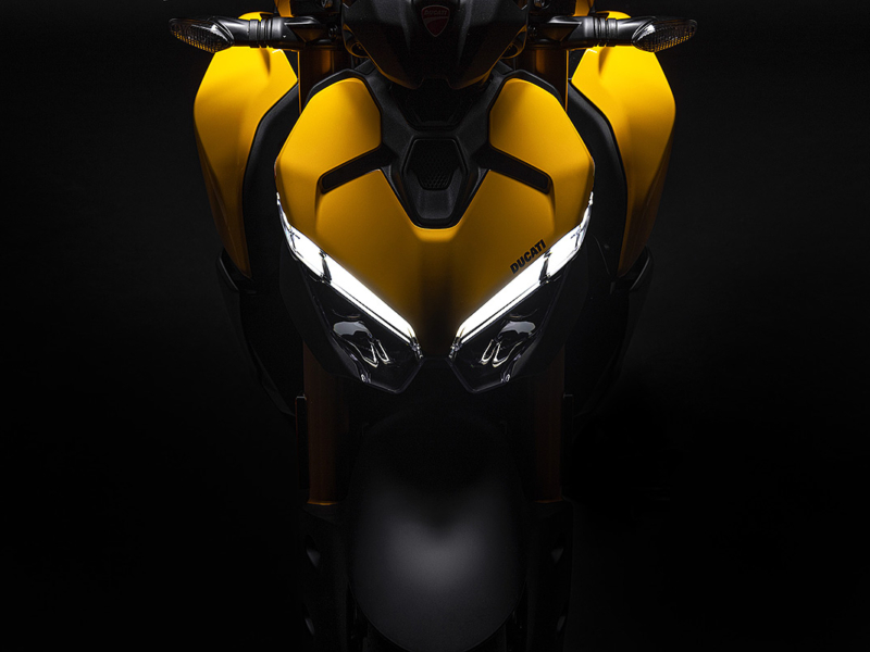 DUCATI Streetfighter V2 S