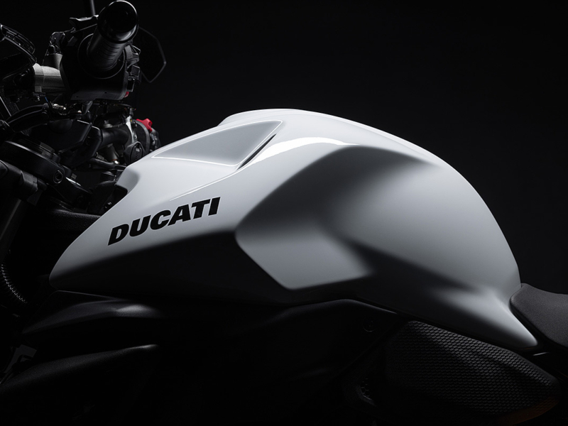 DUCATI Monster+ 5G weiß (Showroom)