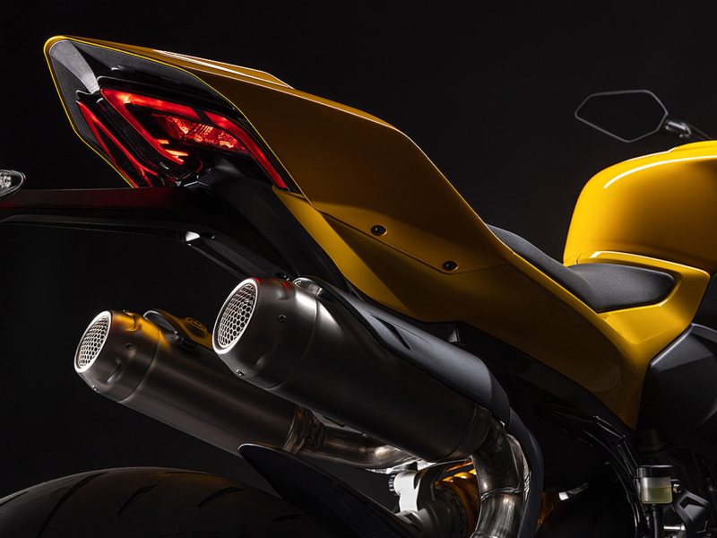 DUCATI Streetfighter V2 S