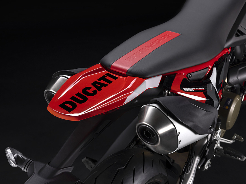 DUCATI Hypermotard 698 Mono RVE (Showroom)