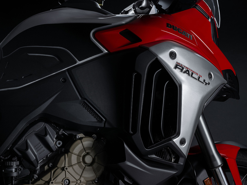 DUCATI Mulitstrada V4 Rally (Showroom)