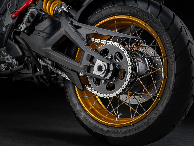 DUCATI Mulitstrada V4 Rally (Showroom)