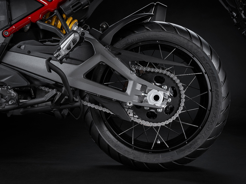 DUCATI Mulitstrada V4 Rally (Showroom)