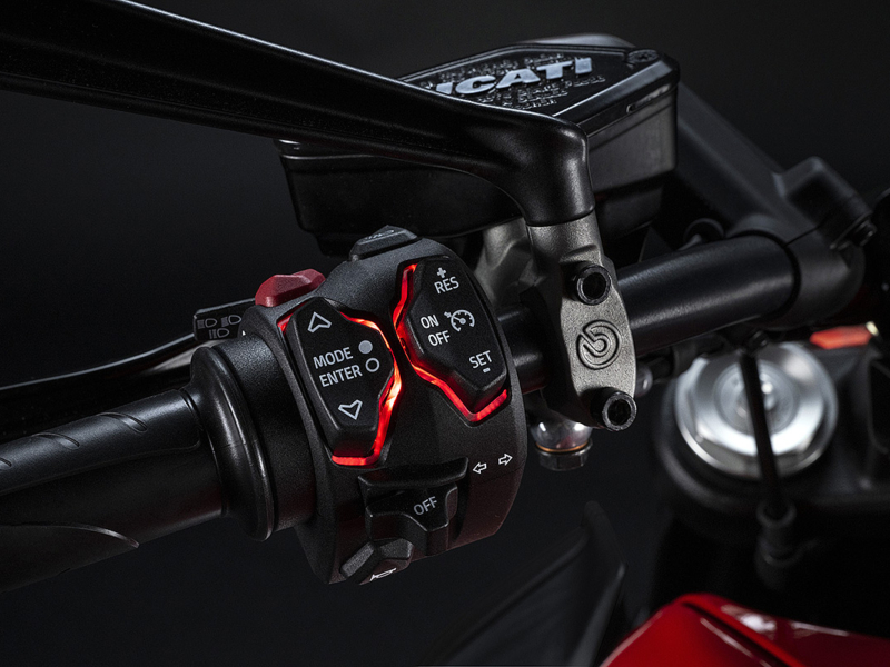 DUCATI Diavel V4 (Showroom)