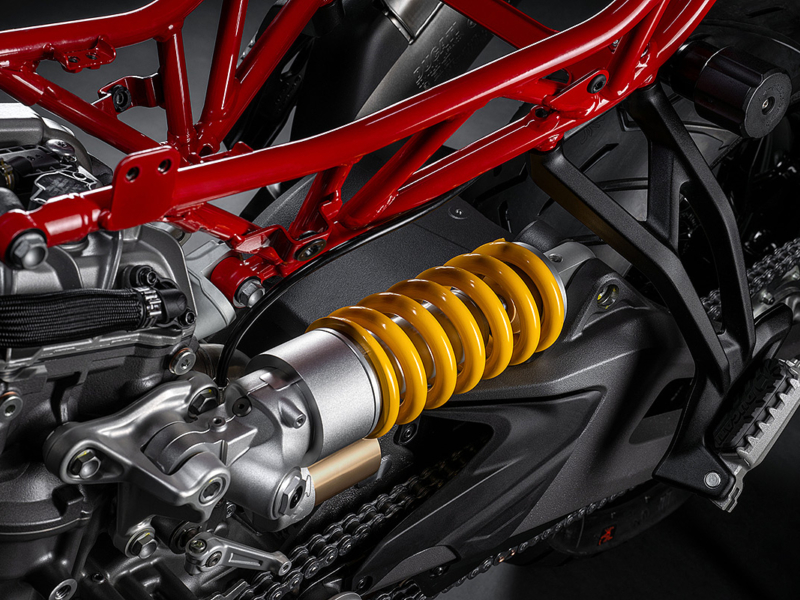 DUCATI Mulitstrada V2 S (Showroom)