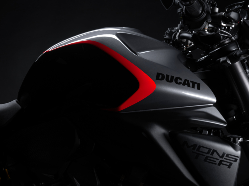 DUCATI Monster Sport 5G (Showroom)