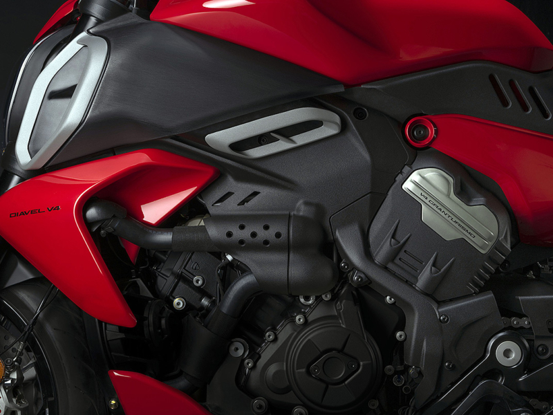 DUCATI Diavel V4 (Showroom)