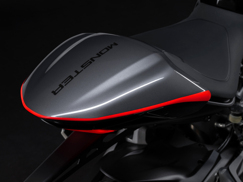 DUCATI Monster Sport 5G (Showroom)